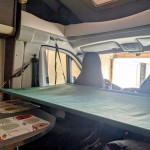 lit suspendu pour adulte dans un camping-car ou fourgon Fiat Ducato